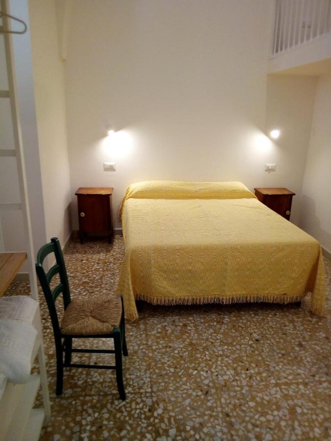 Cortile Calinea Bed & Breakfast Castrignano del Capo Bagian luar foto