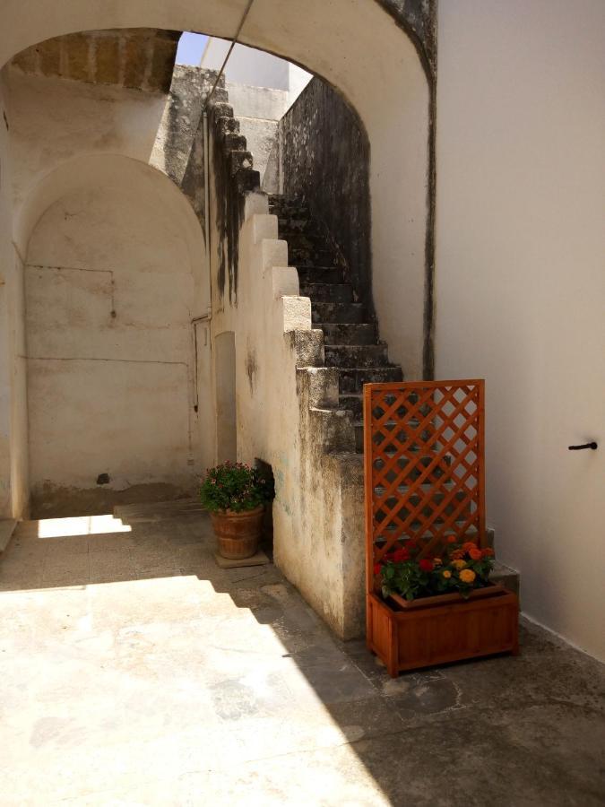 Cortile Calinea Bed & Breakfast Castrignano del Capo Bagian luar foto