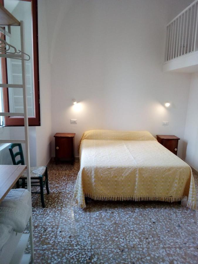Cortile Calinea Bed & Breakfast Castrignano del Capo Bagian luar foto