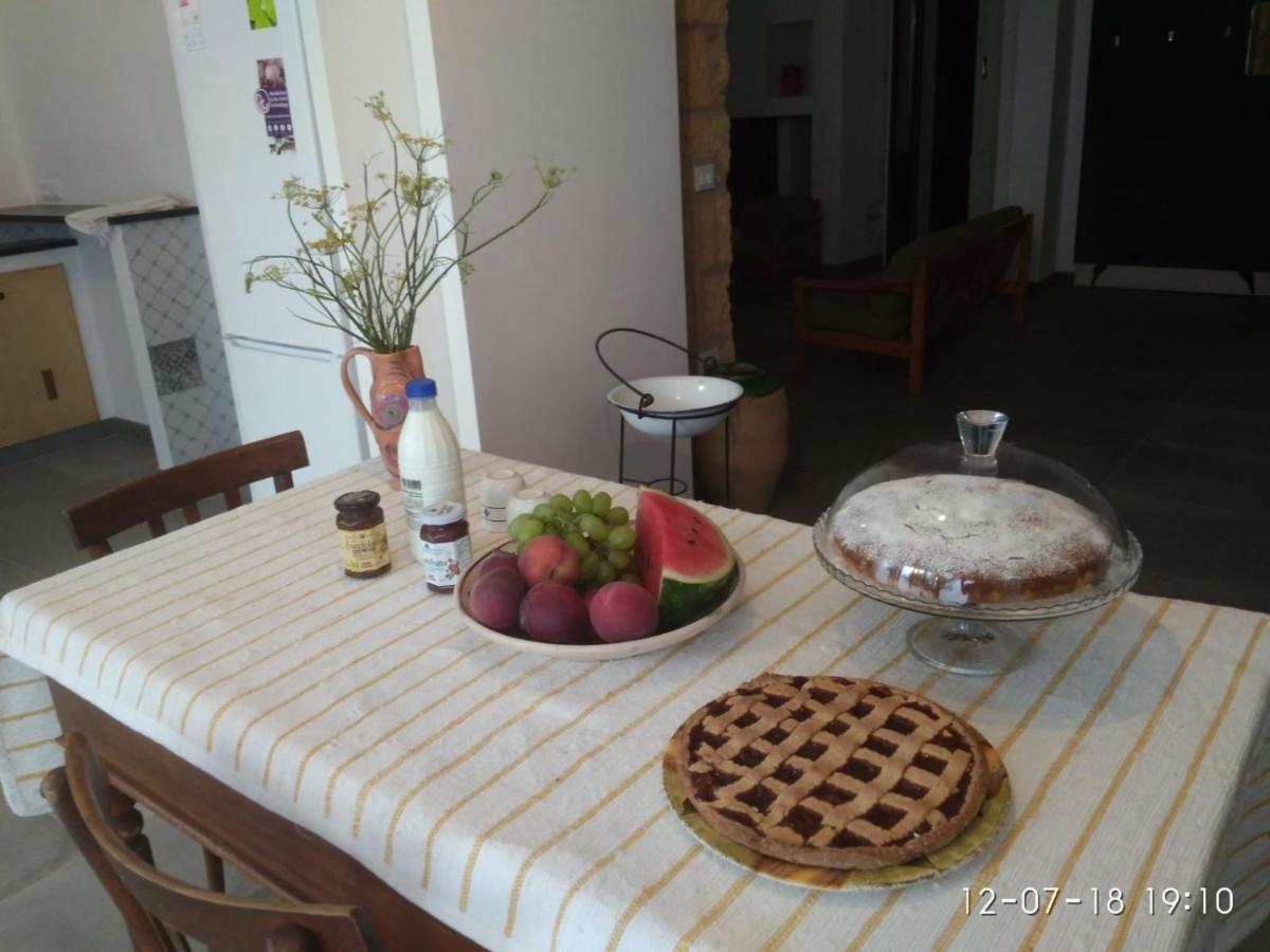 Cortile Calinea Bed & Breakfast Castrignano del Capo Bagian luar foto