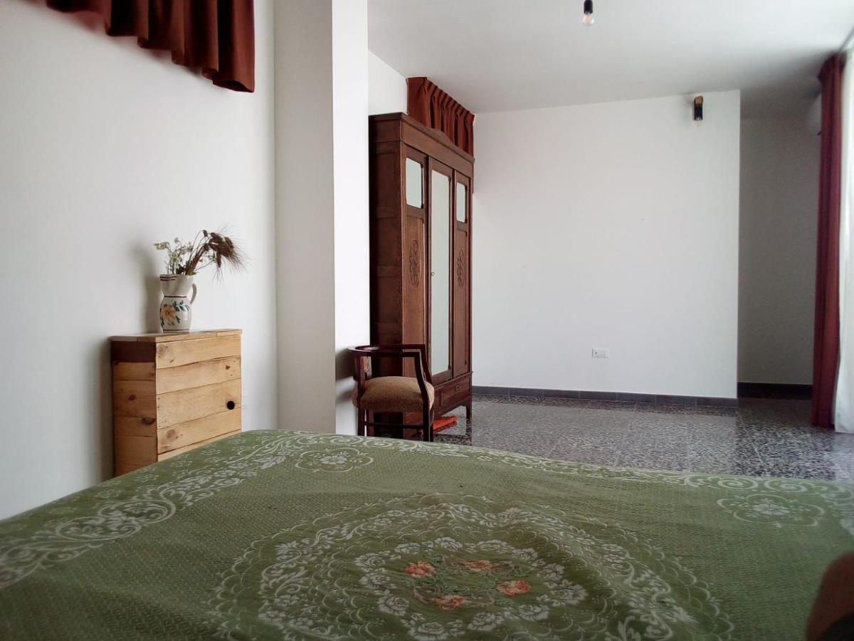 Cortile Calinea Bed & Breakfast Castrignano del Capo Bagian luar foto